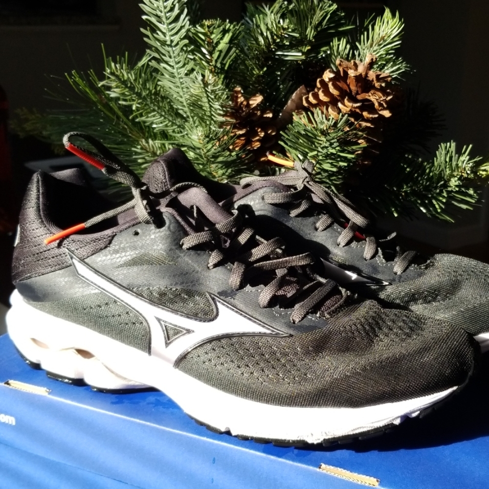 Mizuno Running Shoes